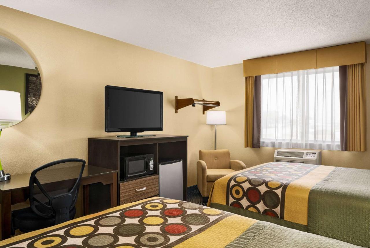 Super 8 By Wyndham Maysville Ky Esterno foto