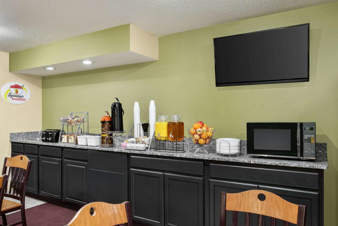 Super 8 By Wyndham Maysville Ky Esterno foto
