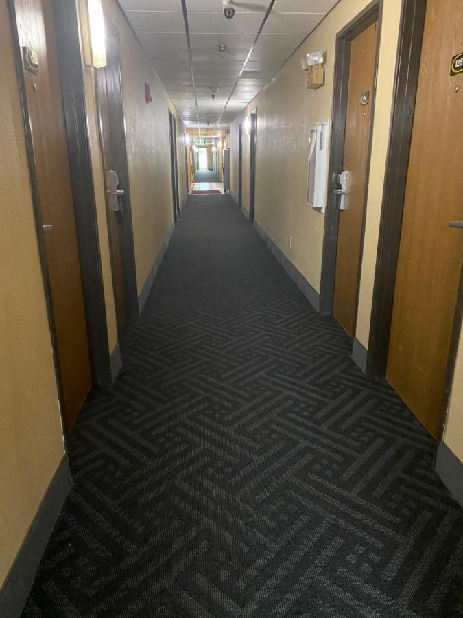 Super 8 By Wyndham Maysville Ky Esterno foto